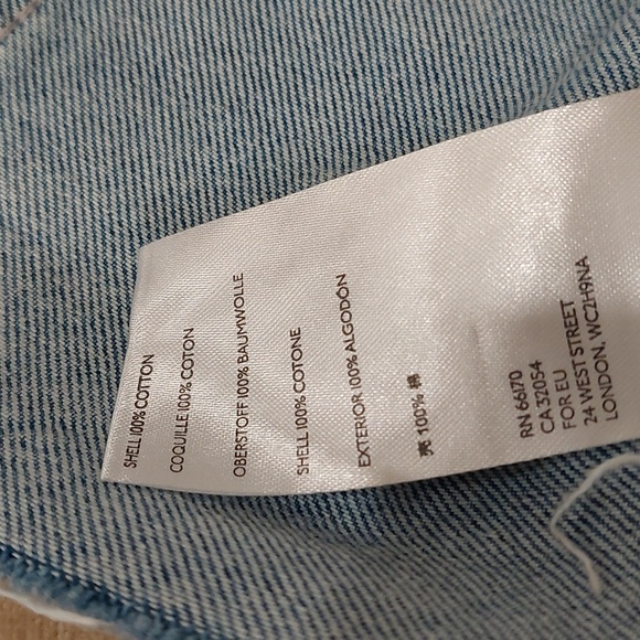 Cropped Jean Jacket - Picture 3 of 4